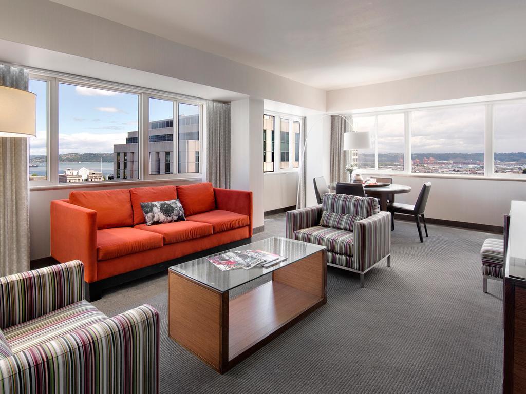Hotel Murano Tacoma Eksteriør billede A suite at the Westin Seattle