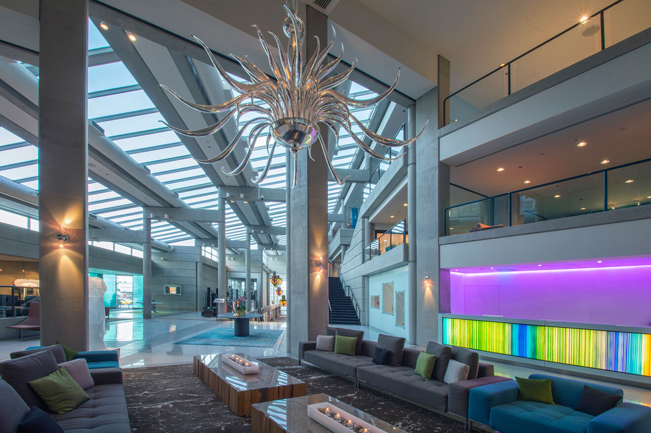 Hotel Murano Tacoma Eksteriør billede The lobby of the Renaissance Boston Harbor Hotel